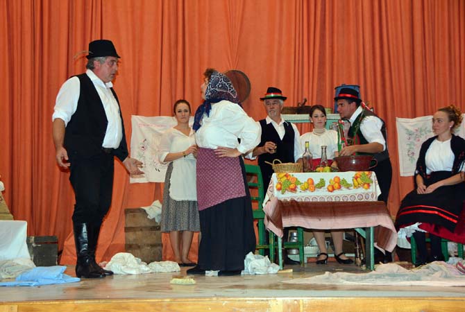 A temeriniek előadása Szenttamáson, 2015. október 25. képek